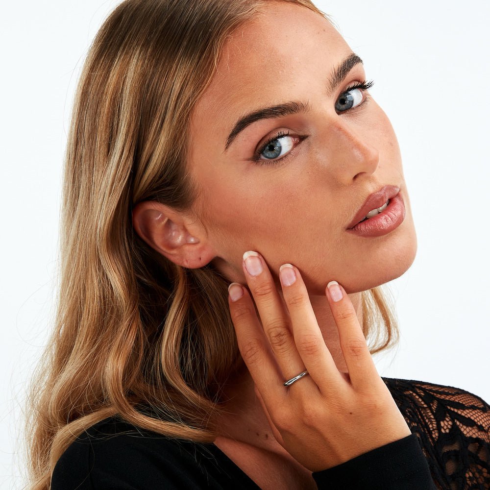 Inel argintiu cu forma neregulata T - Design - Inele - tjaxa08014 - TRUSSARDI - Tessora